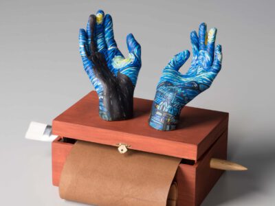Van Gogh hands