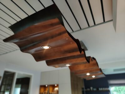 Atelier Manouk Streur | Golvende lamp Aluminium Staal Wals Atelier Werkplaats Verlichting Lamp Lichtobject