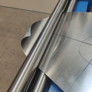 Atelier Manouk Streur | Golvende lamp Aluminium Staal Wals Atelier Werkplaats Verlichting Lamp Lichtobject Kunst Design Lamp Spotjes Aluminium Wals HBM