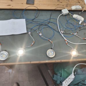 Atelier Manouk Streur | Golvende lamp Aluminium Staal Wals Atelier Werkplaats Verlichting Lamp Lichtobject Kunst Design Lamp Spotjes Aluminium Wals HBM
